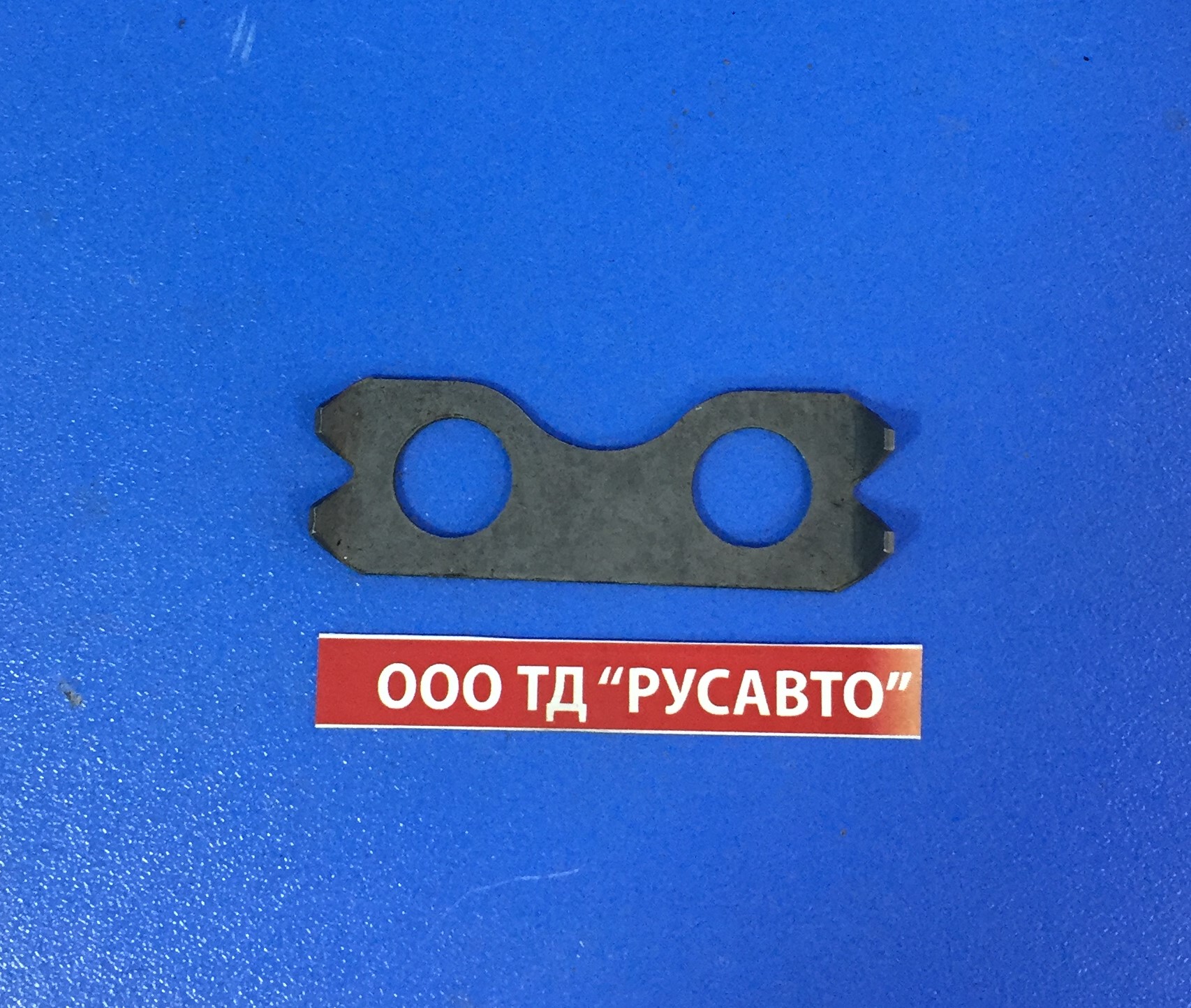 1007134-740 Шайба (пластина) стопорная крепления стойки ГБЦ КАМАЗ (ПАО КАМАЗ)